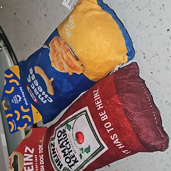 2 LARGE PLUSH DOG TOY HEINZ KETCHUP AND KRAFT MAC AND CHEESE - Picture 4 of 4